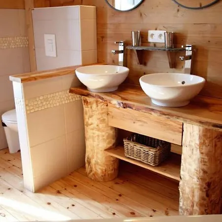 Hébergement de vacances Quaint Holiday With Sauna In Ponts Trois-Ponts